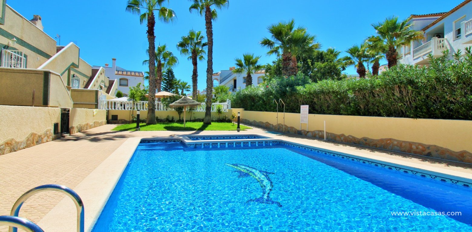 Fully renovated detached villa for sale in Las Violetas Villamartin pool