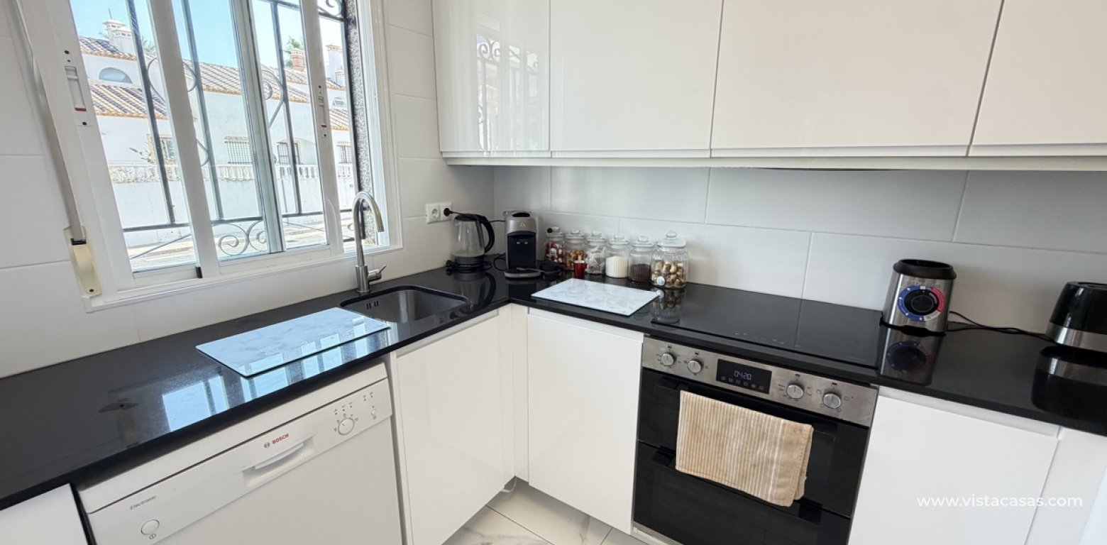 Sale - Villa - Villamartin