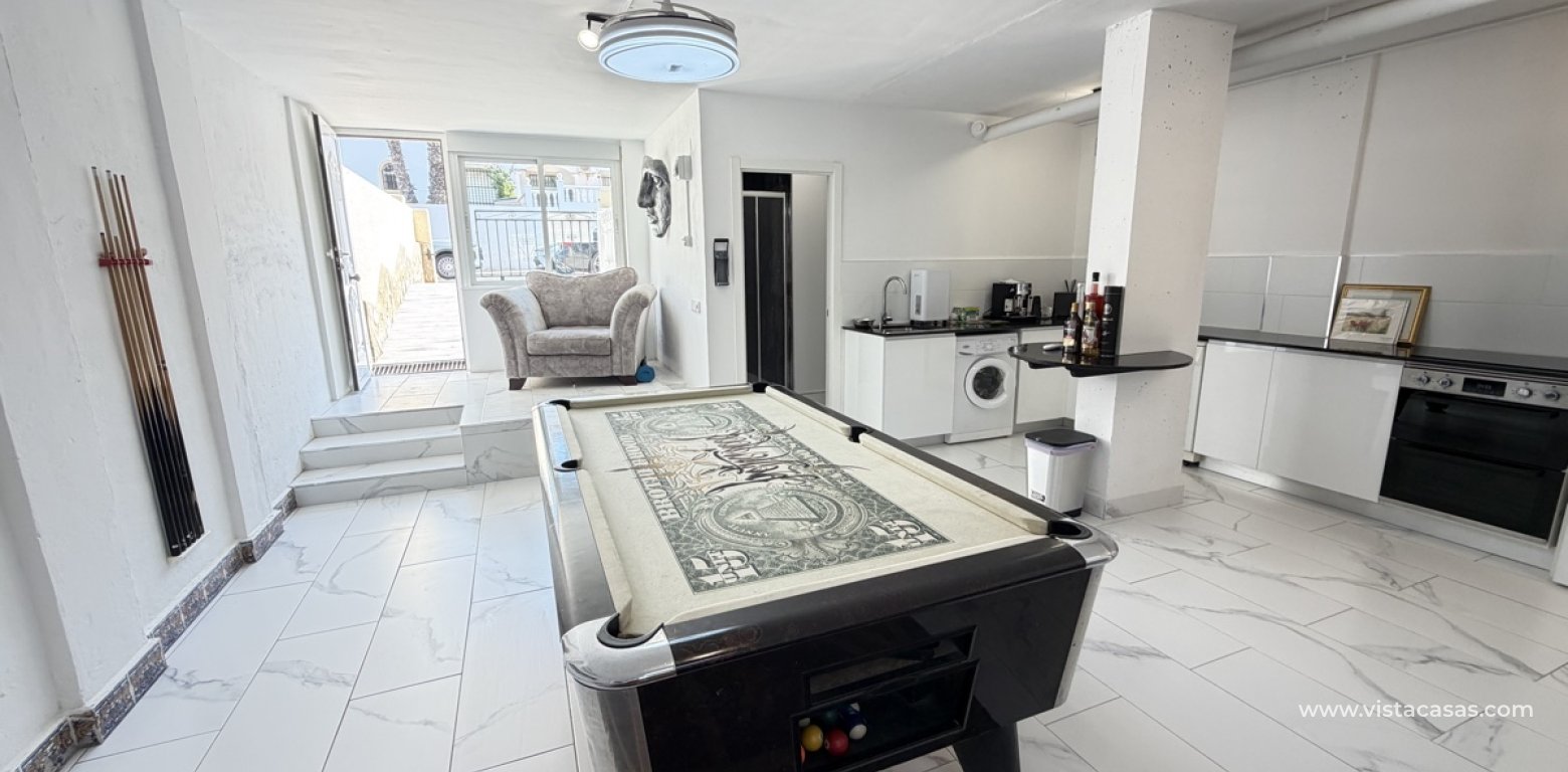 Sale - Villa - Villamartin