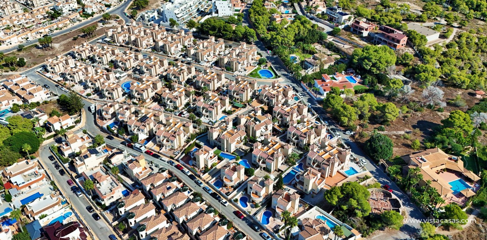 Sale - Villa - Villamartin