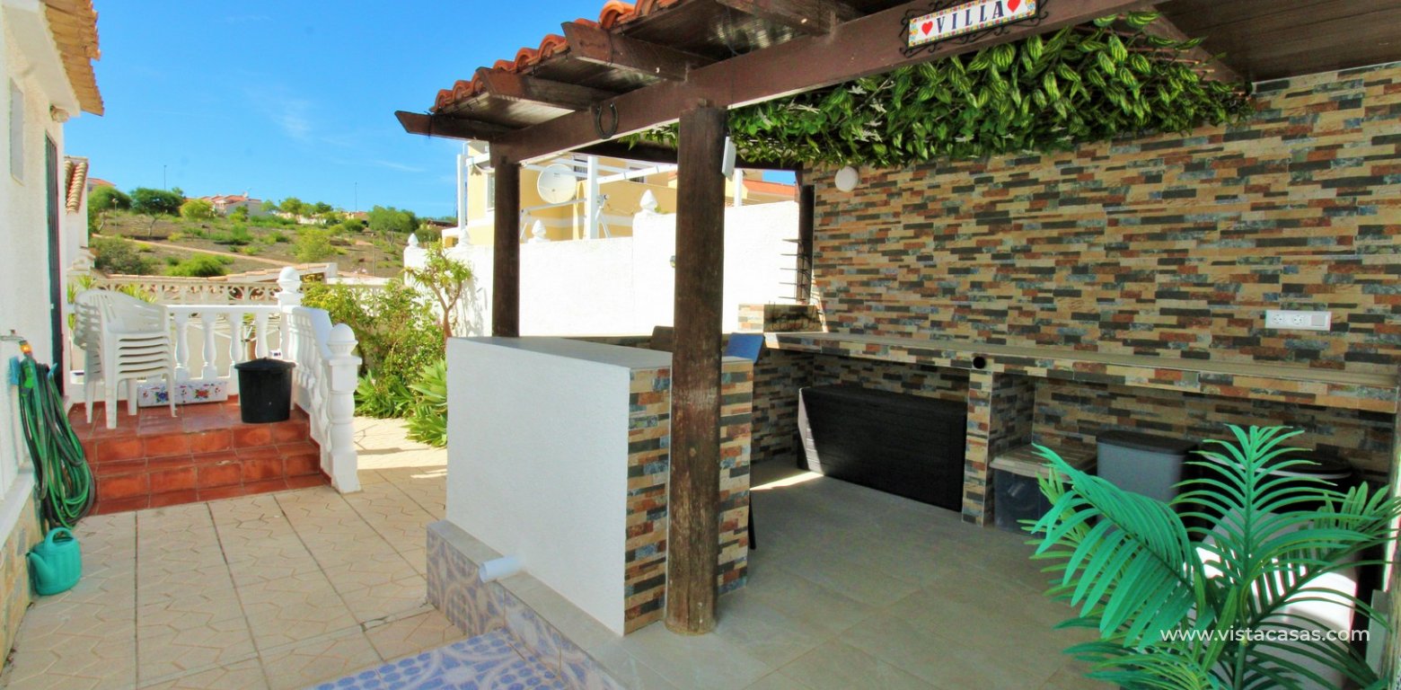 Detached villa in Villamartin with private pool and guest underbuild bar