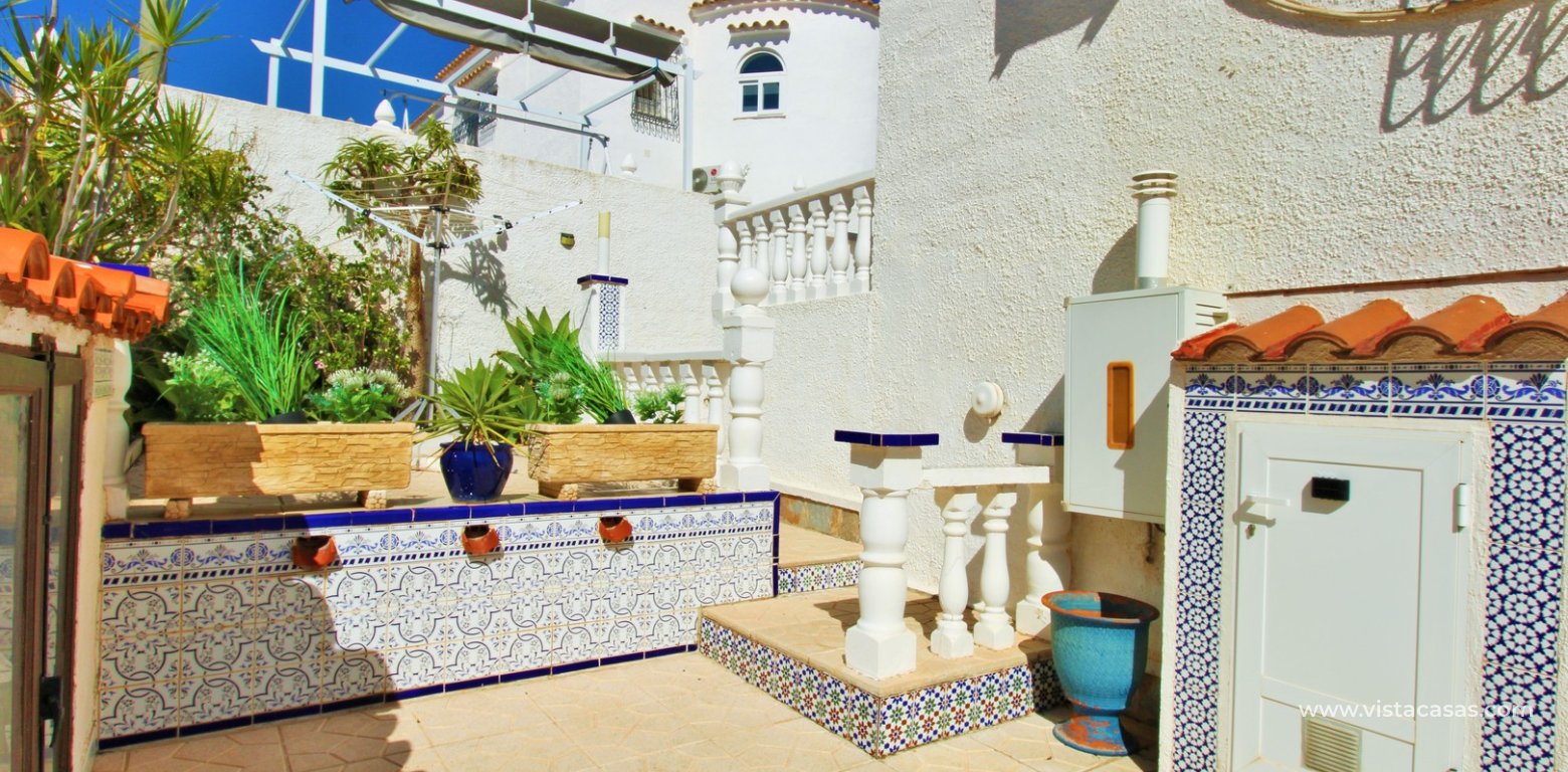 Detached villa in Villamartin with private pool and guest underbuild side terrace