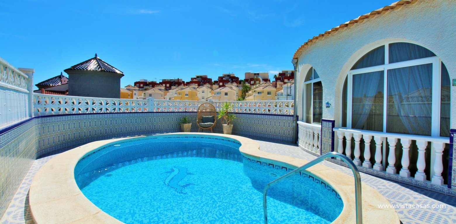 Detached villa in Villamartin with private pool and guest underbuild swimming pool