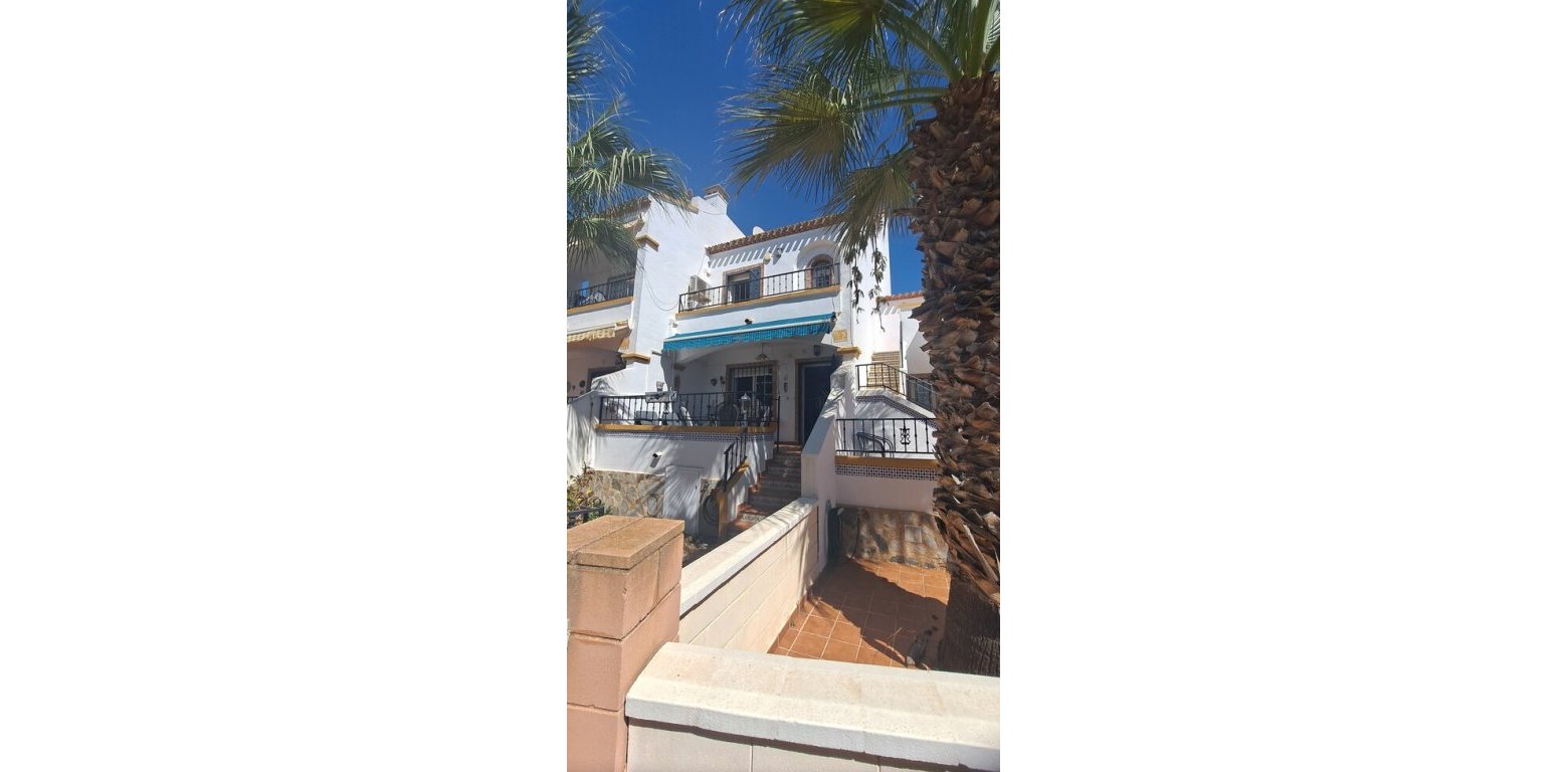Sale - Townhouse - Villamartin - Los Dolses