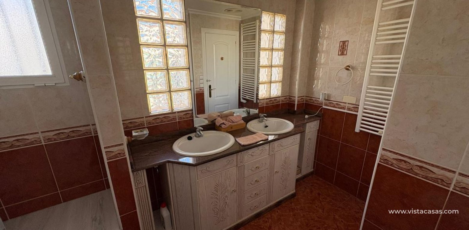 Sale - Villa - Torrevieja