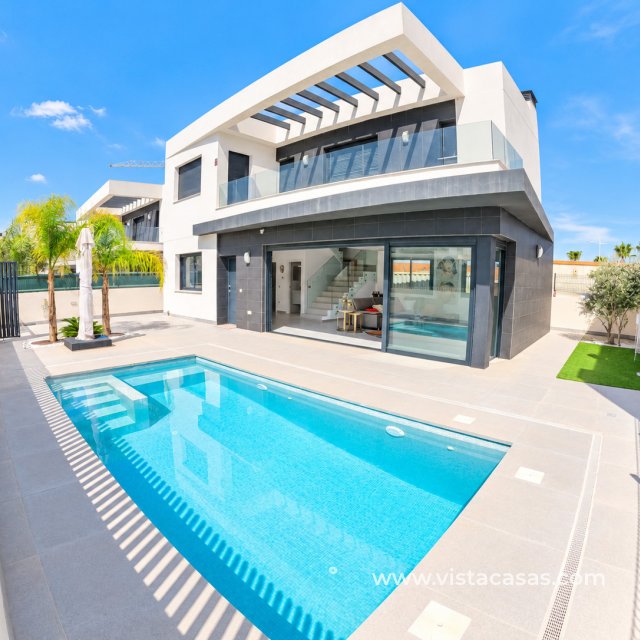 Villa - Sale - Algorfa - La Finca Golf Resort