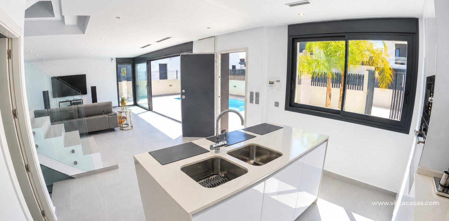 Sale - Villa - Algorfa - La Finca Golf Resort