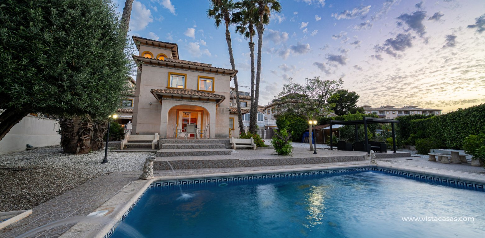 Resale - Villa - Playa Flamenca