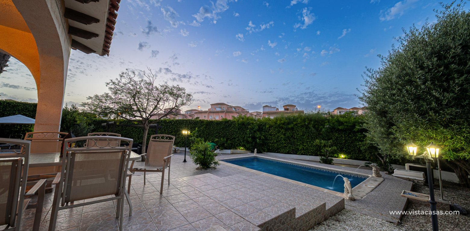 Resale - Villa - Playa Flamenca