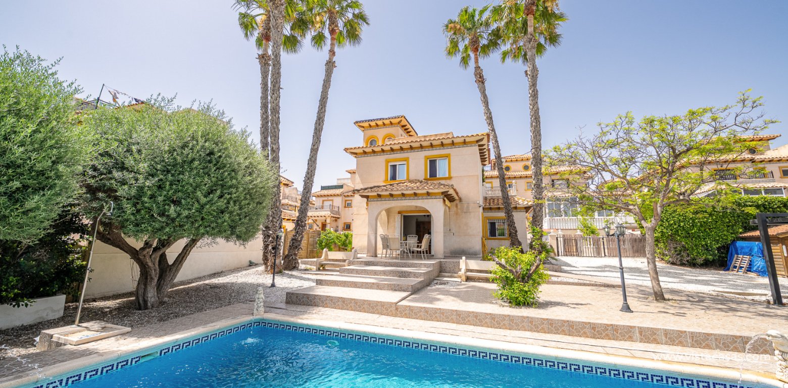Resale - Villa - Playa Flamenca