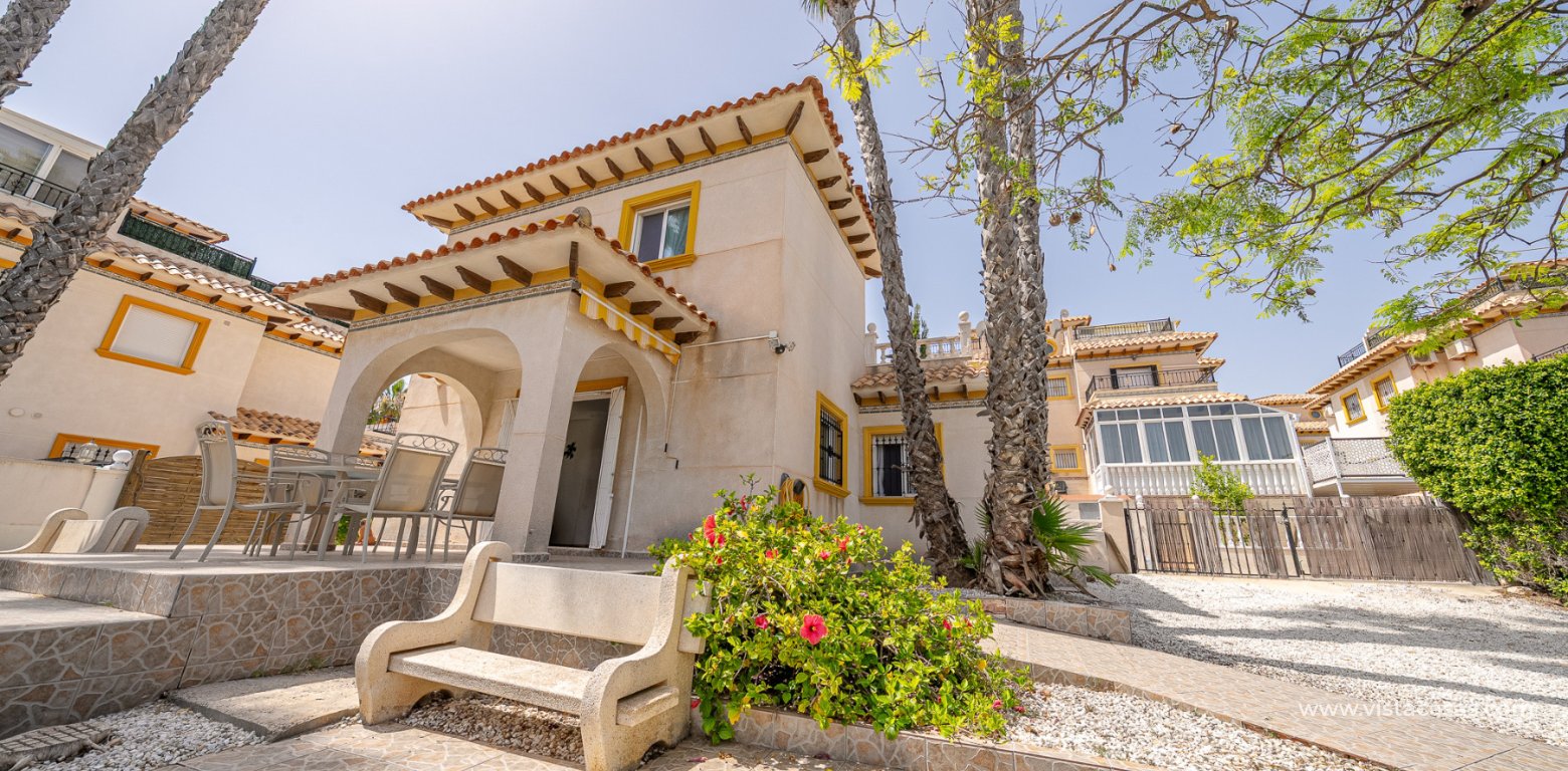 Resale - Villa - Playa Flamenca