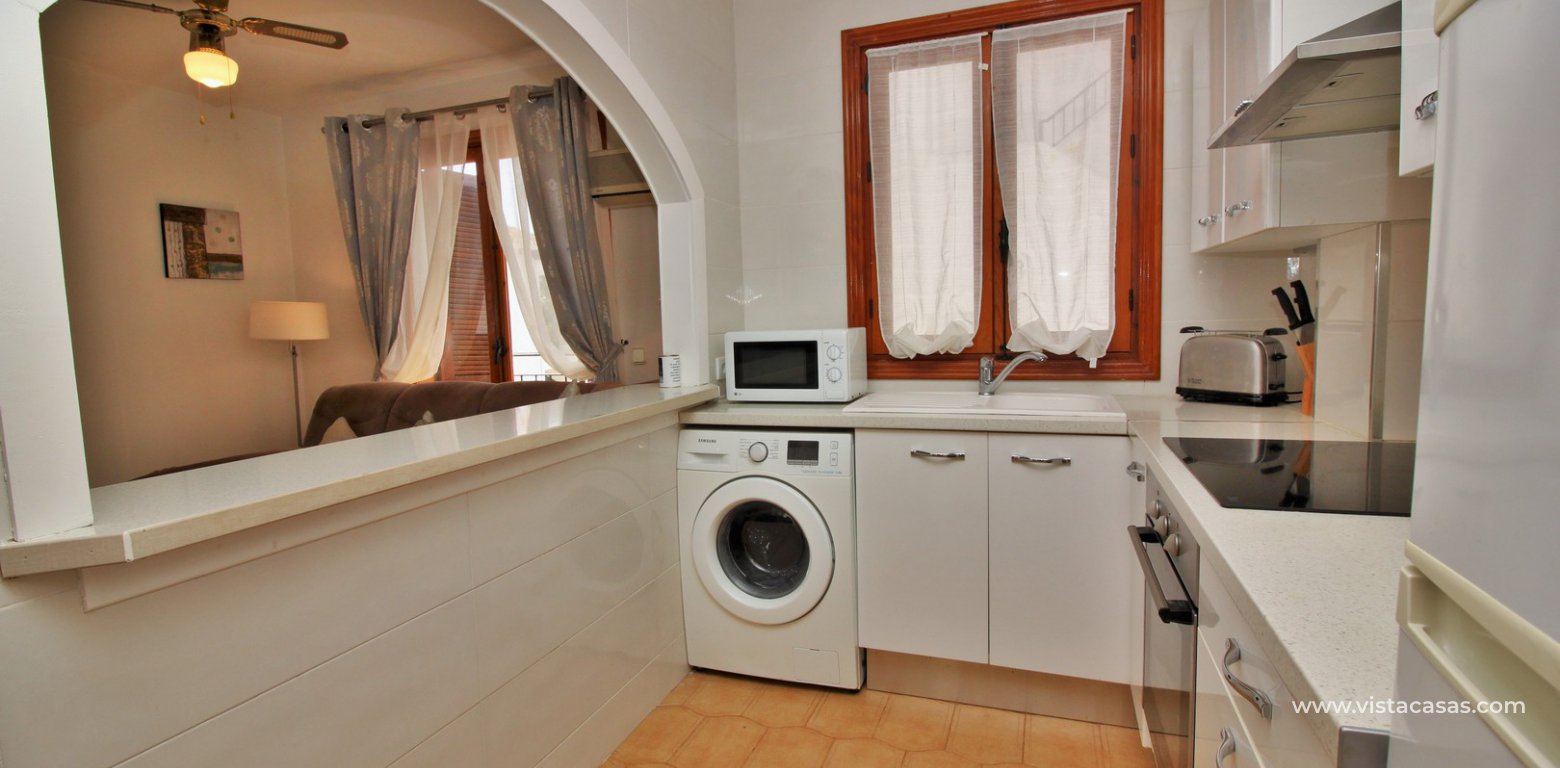 Apartment for sale with tourist licence in the Villamartin Plaza kitchen 2