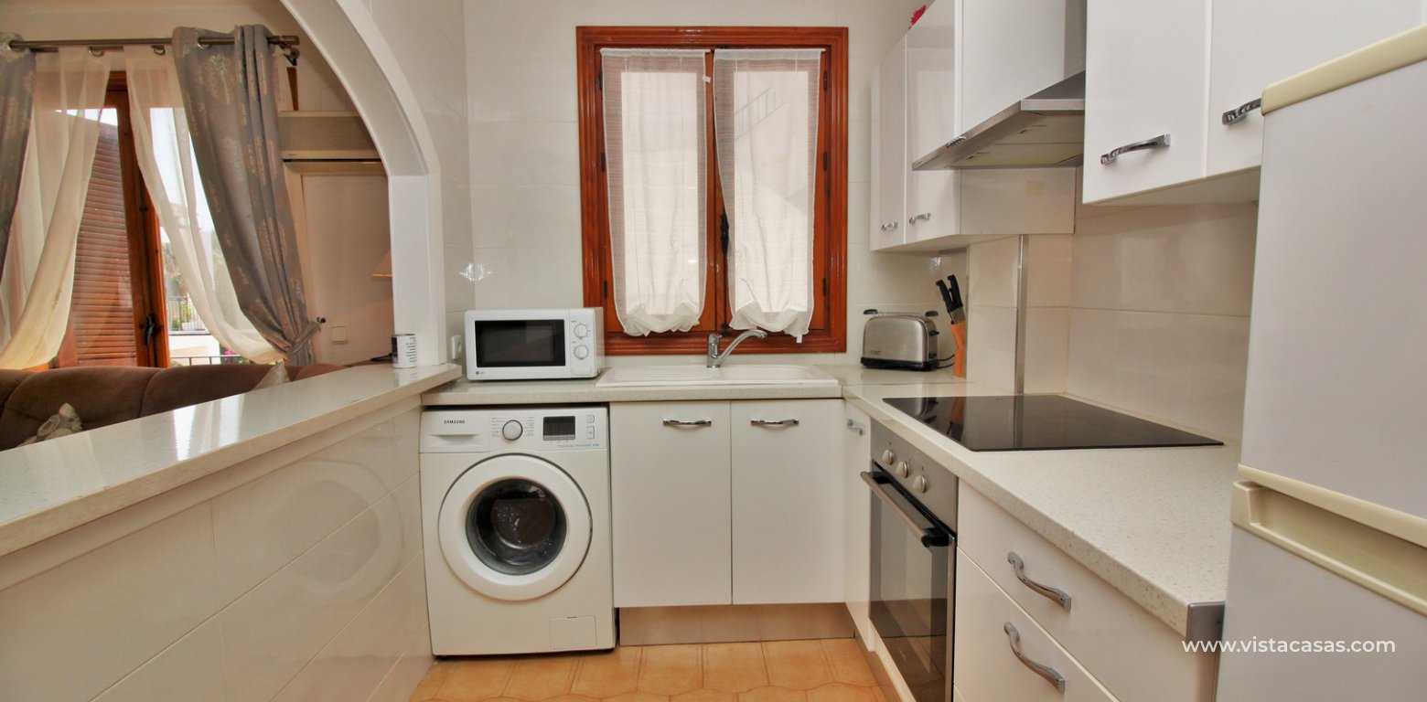 Apartment for sale with tourist licence in the Villamartin Plaza kitchen 3