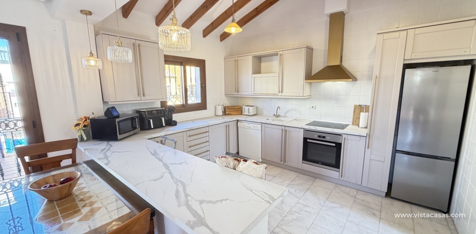 Sale - Villa - Algorfa - La Finca Golf Resort