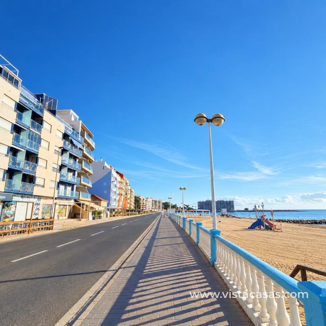 Appartement - Sale - Torrevieja - Torrevieja