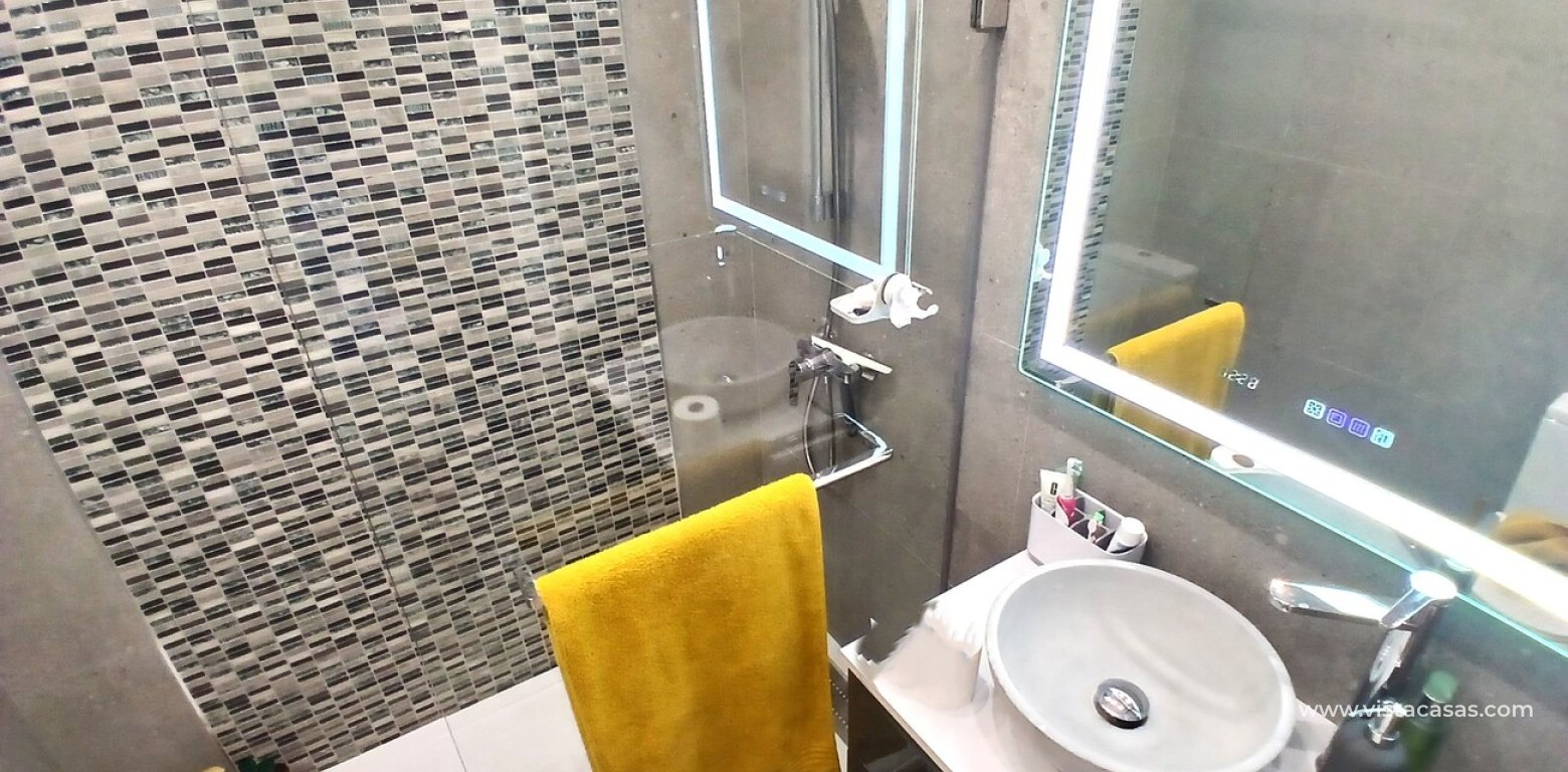 Resale - Townhouse - Villamartin