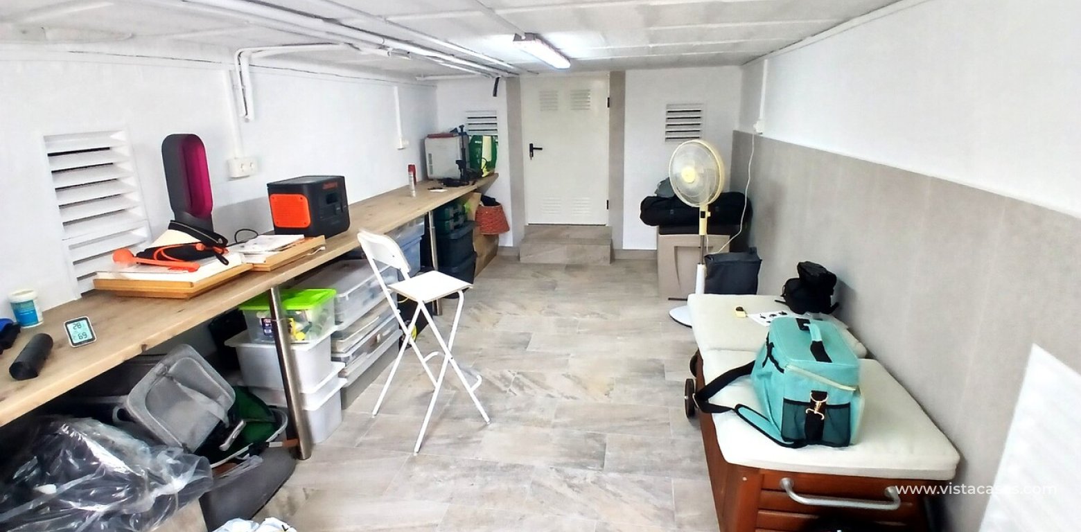 Resale - Townhouse - Villamartin