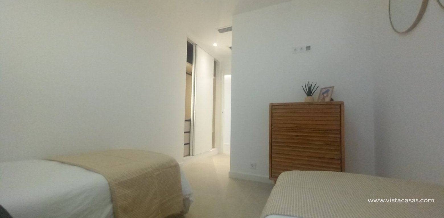 Sale - Villa - Torrevieja - El chaparral