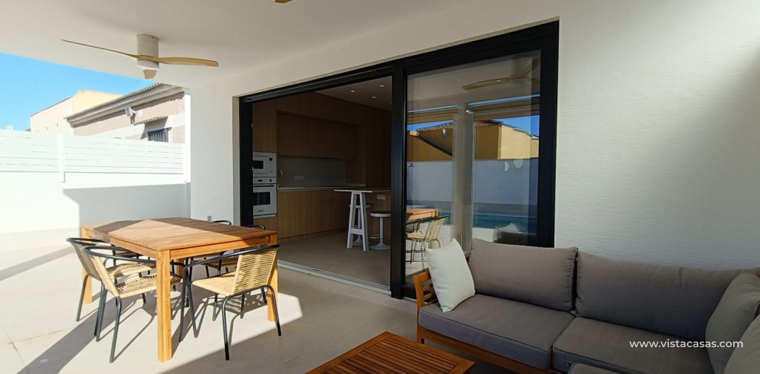 Sale - Villa - Torrevieja - El chaparral