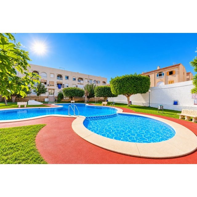 Appartement - Sale - Torrevieja - Torrevieja