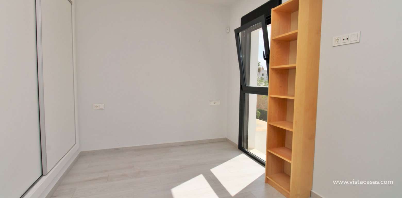 Duplex Penthouse for sale in Soleil Pau 8 Villamartin double bedroom fitted wardrobes