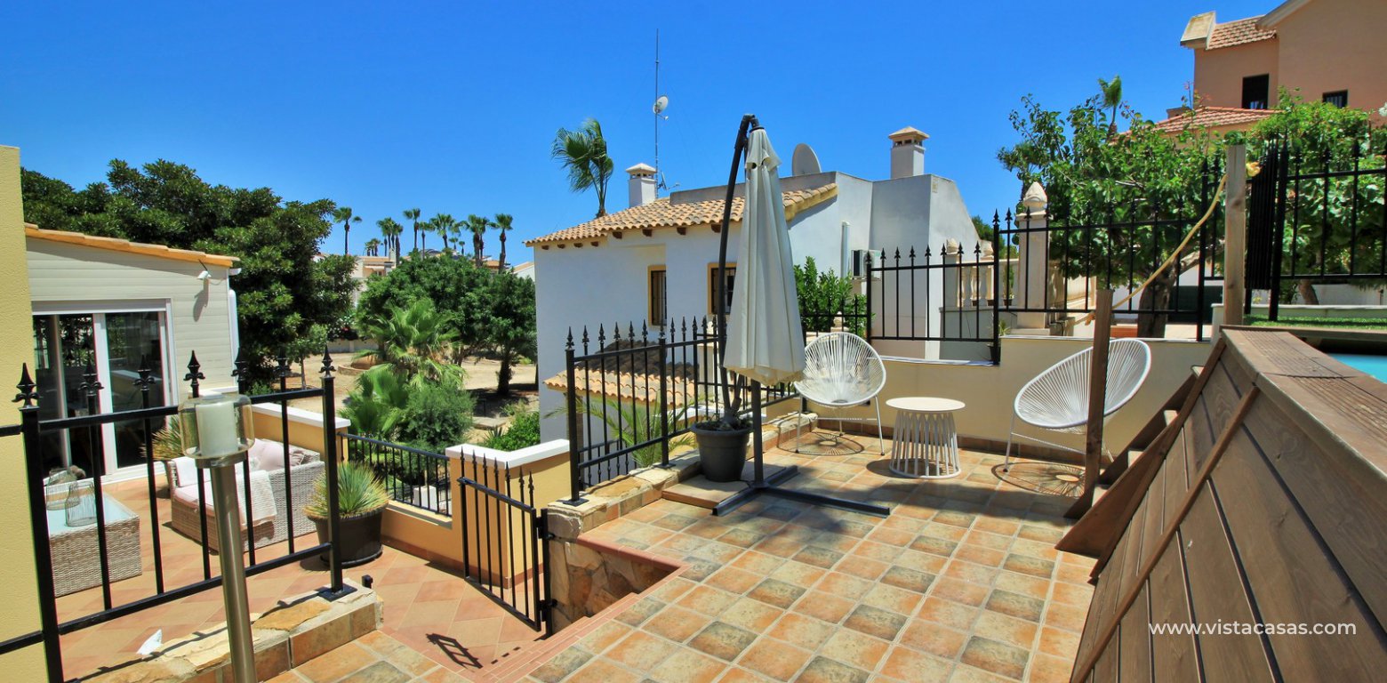 Detached villa for sale in Rioja V Los Dolses terrace