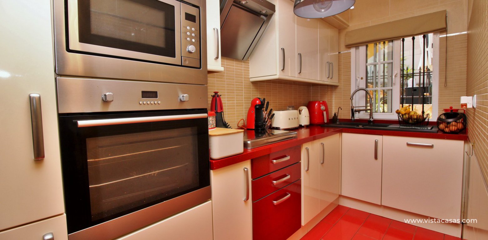 Detached villa for sale in Rioja V Los Dolses kitchen 2