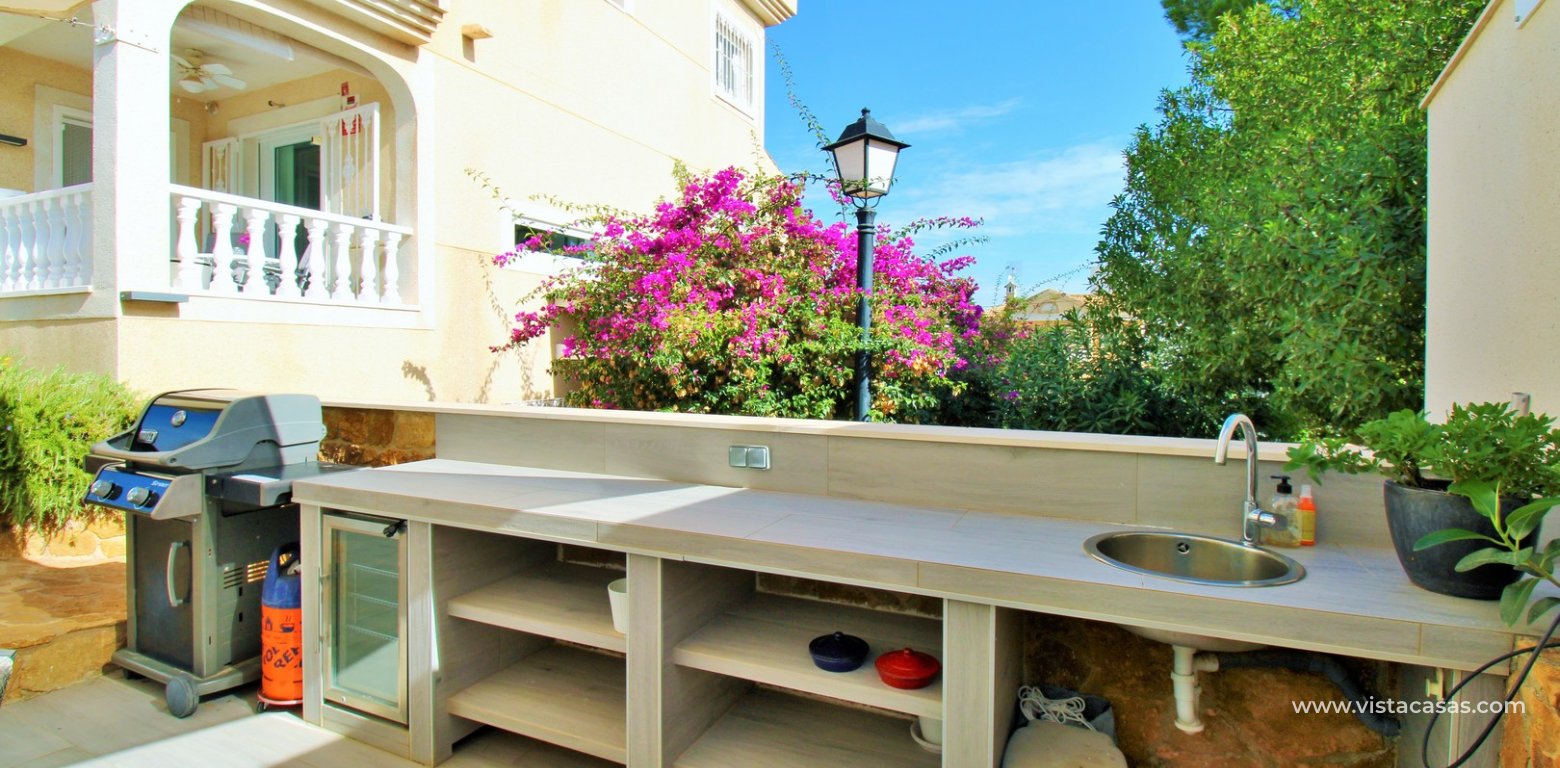 Resale - Villa - Villamartin