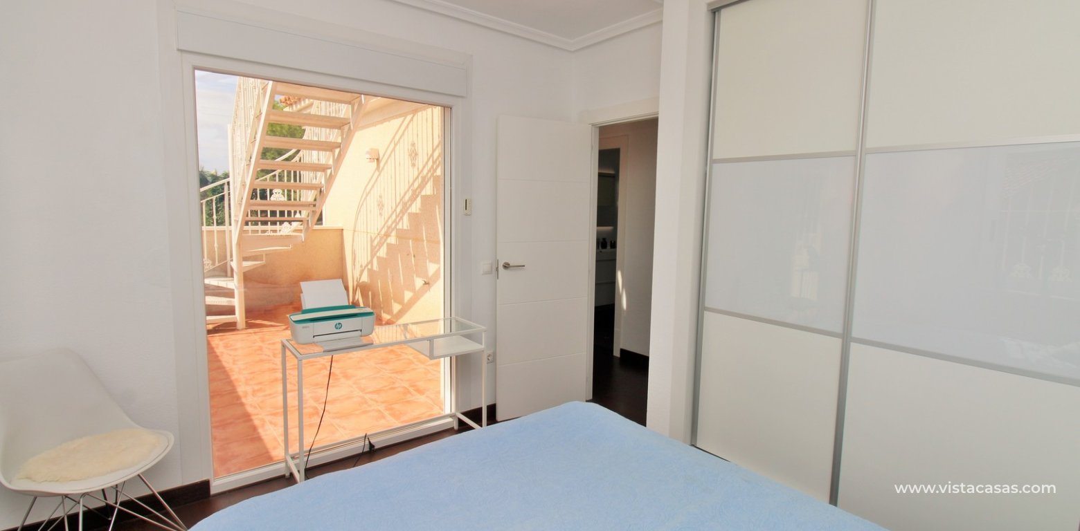 Resale - Villa - Villamartin