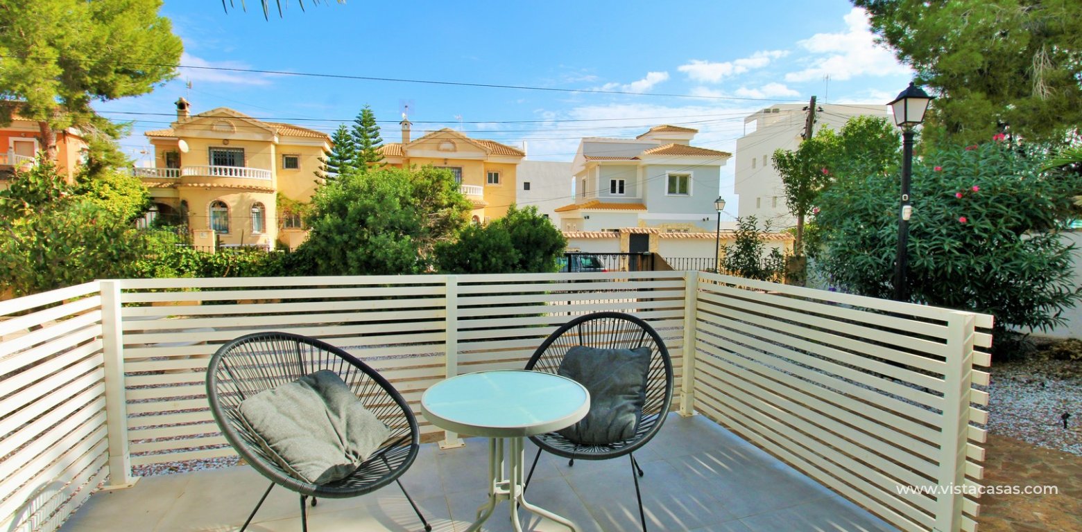 Resale - Villa - Villamartin