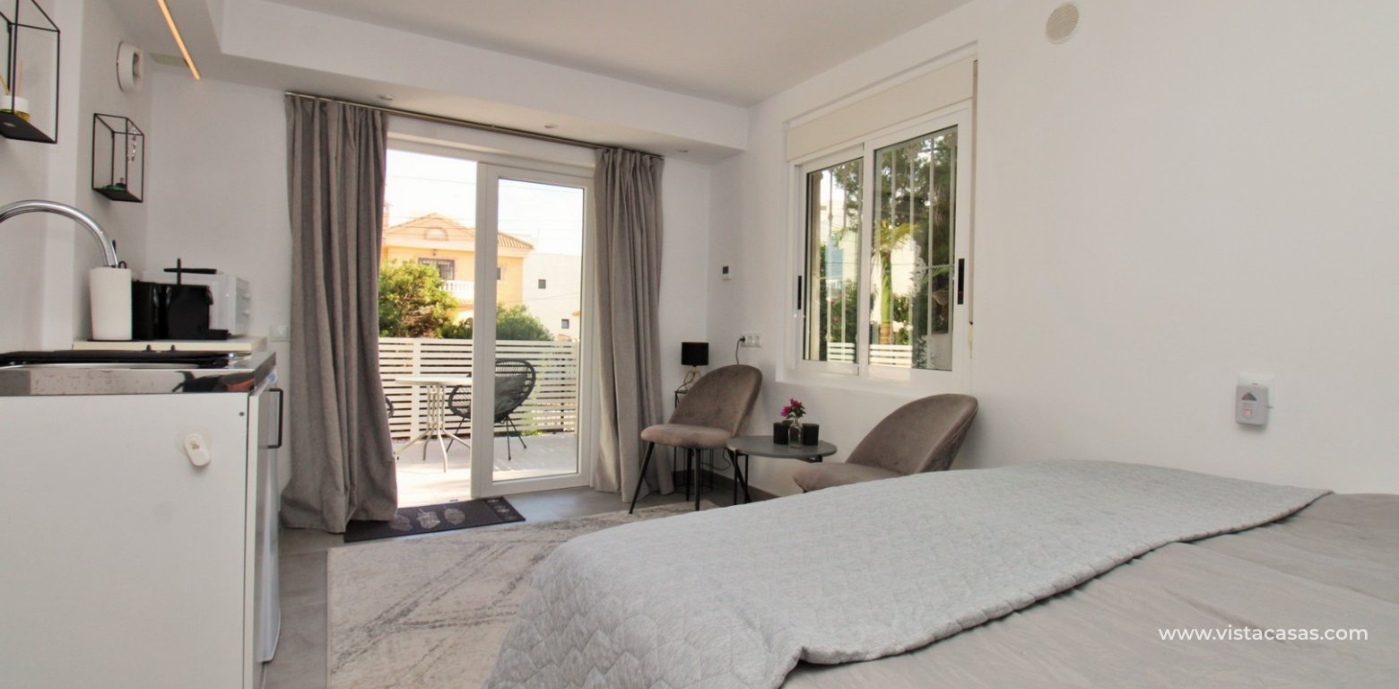 Resale - Villa - Villamartin