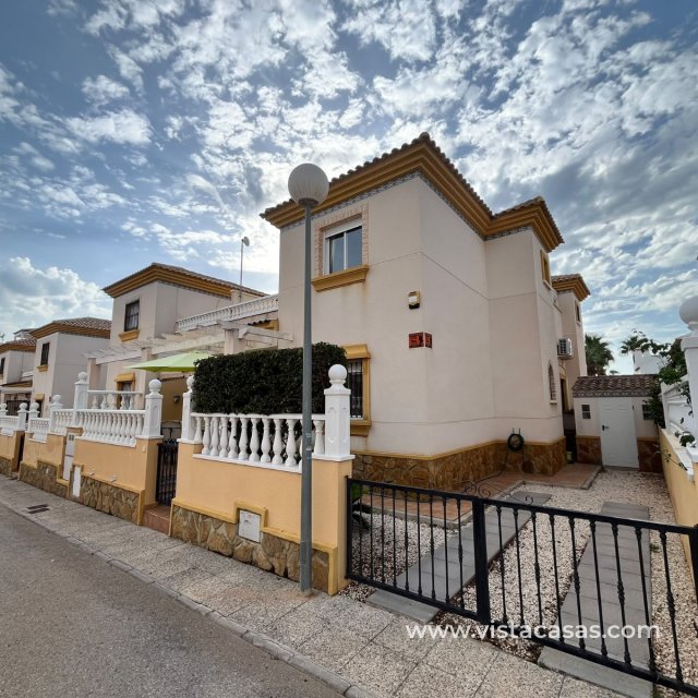 Townhouse - Sale - Villamartin - 