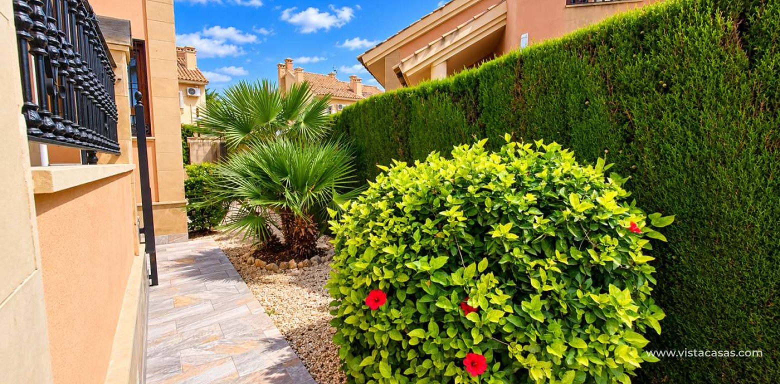 Sale - Villa - Algorfa - La Finca Golf Resort