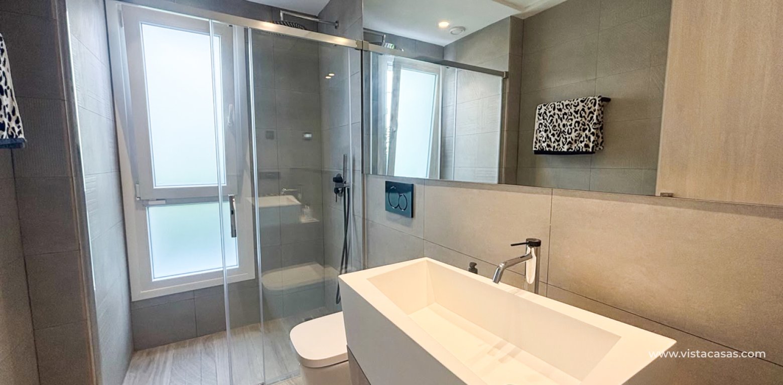 Sale - Villa - Algorfa - La Finca Golf Resort