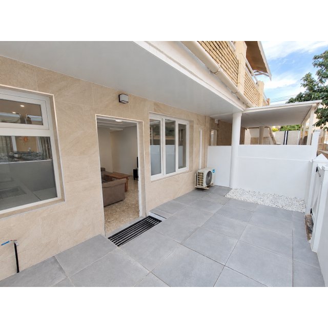 Appartement - Sale - Torrevieja - La Mata
