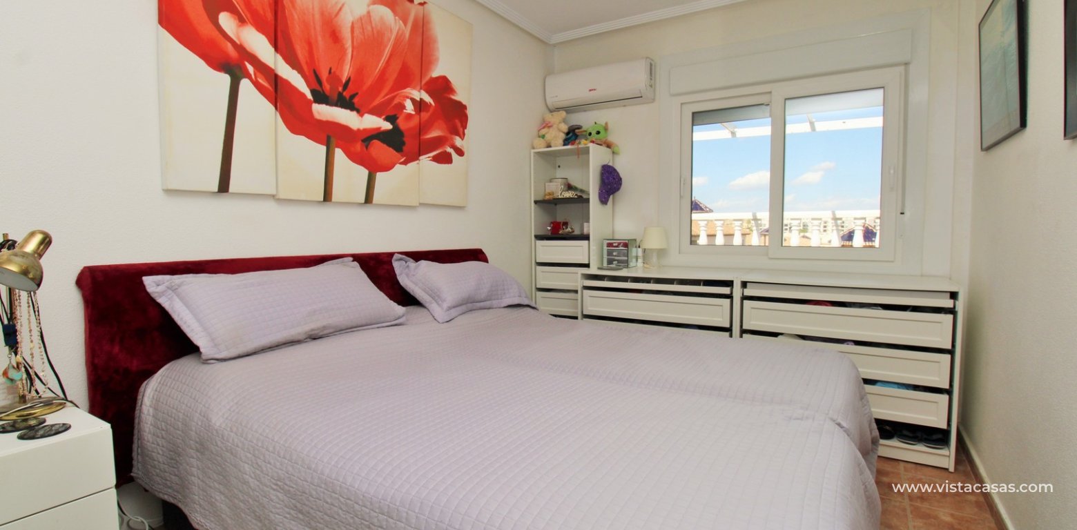 Detached 3 Bed Villa for sale Monte Golf Villamartin master bed