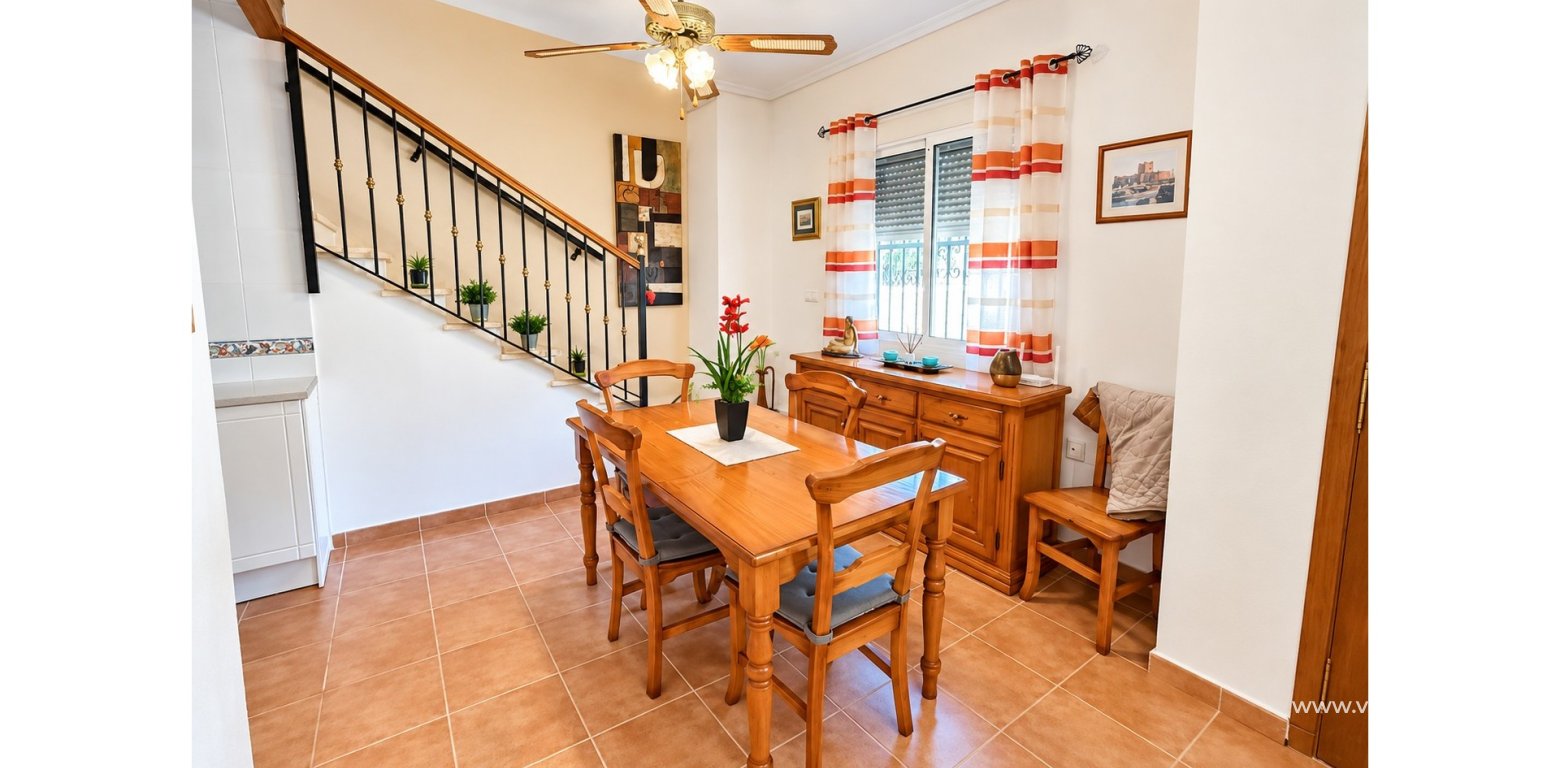 Sale - Townhouse - Algorfa