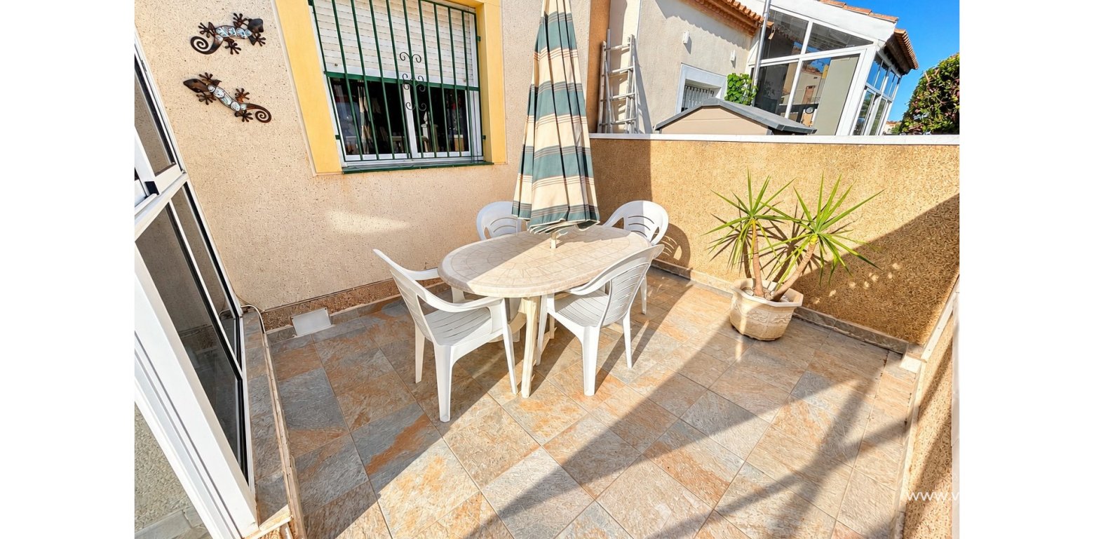 Sale - Townhouse - Algorfa