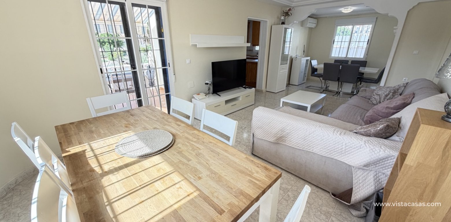 Sale - Villa - Villamartin