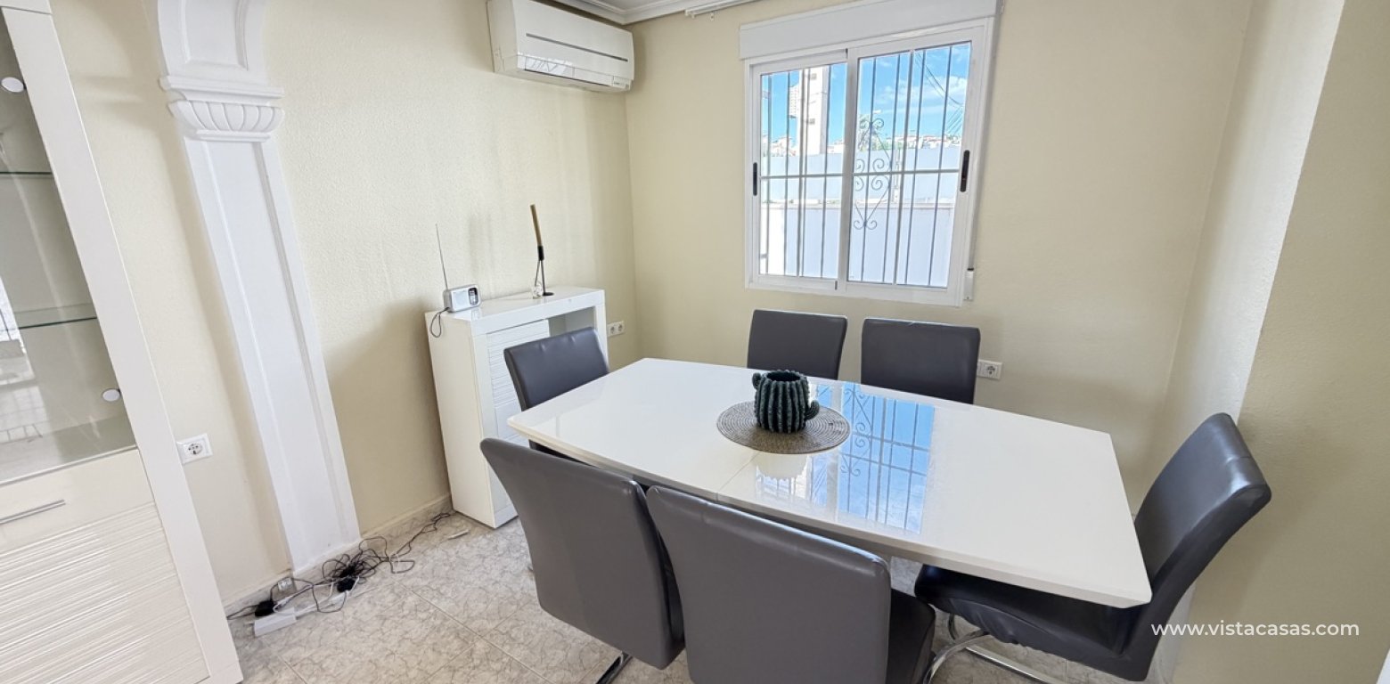 Sale - Villa - Villamartin
