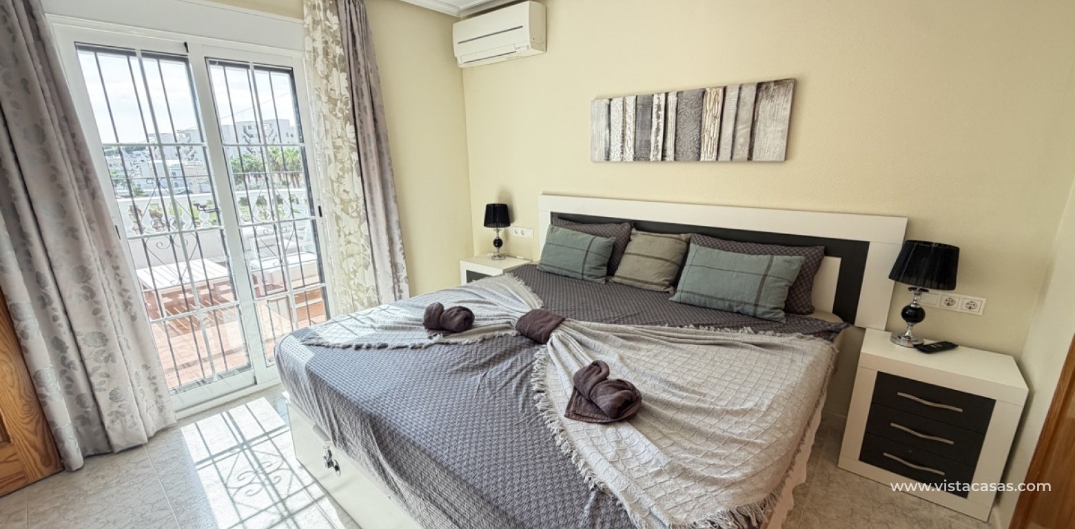 Sale - Villa - Villamartin