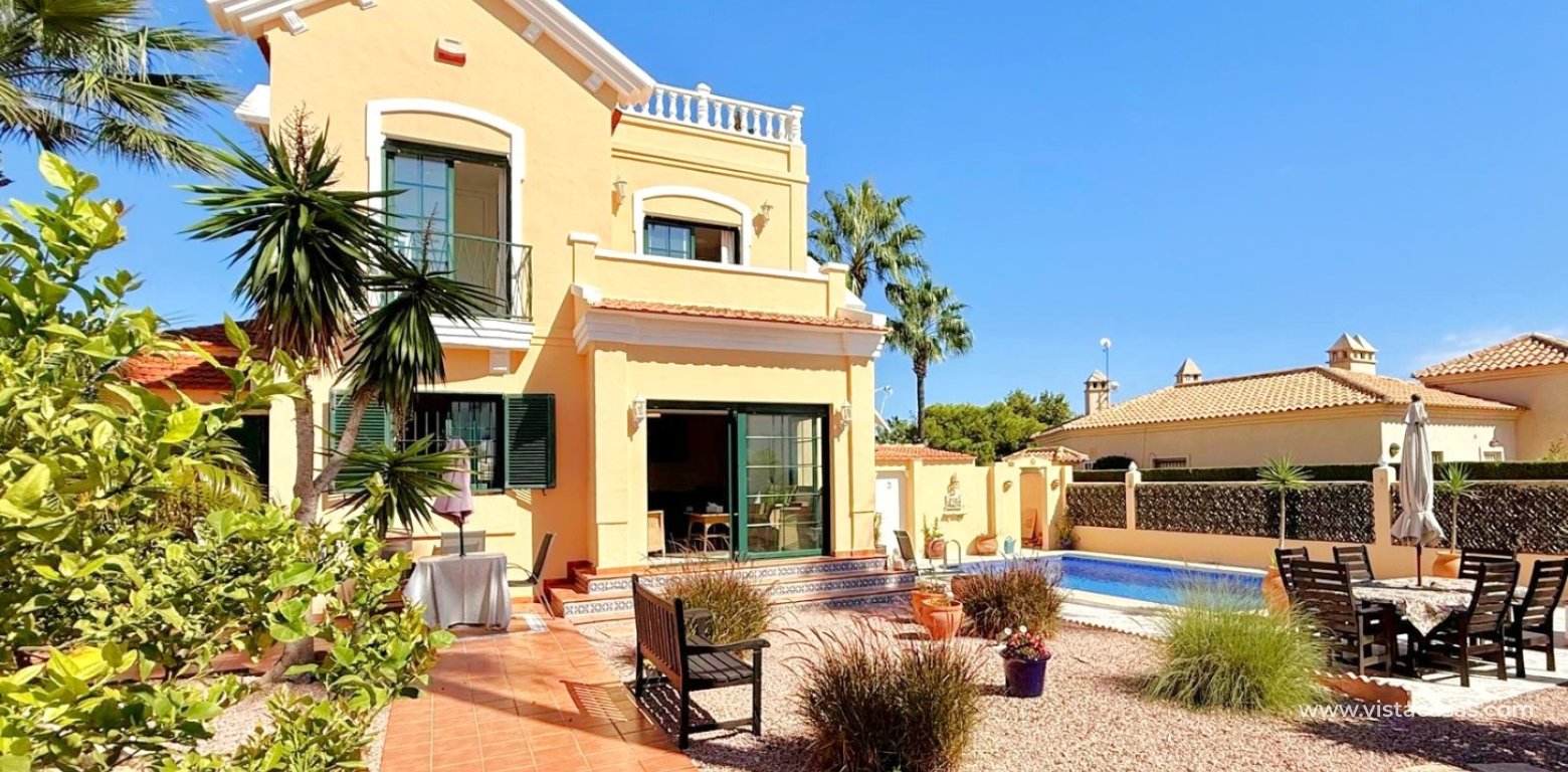 Sale - Villa - Villamartin