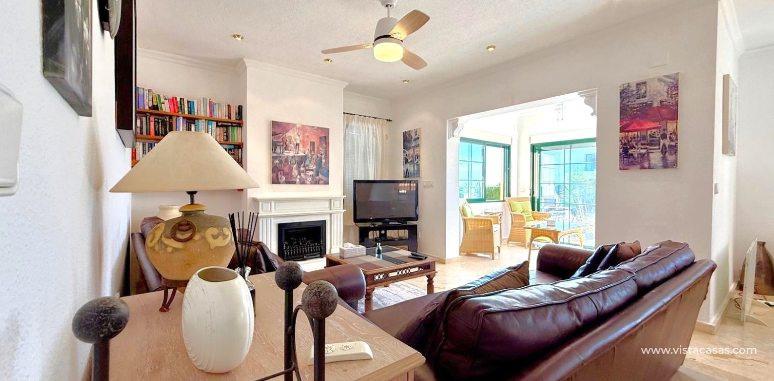 Sale - Villa - Villamartin