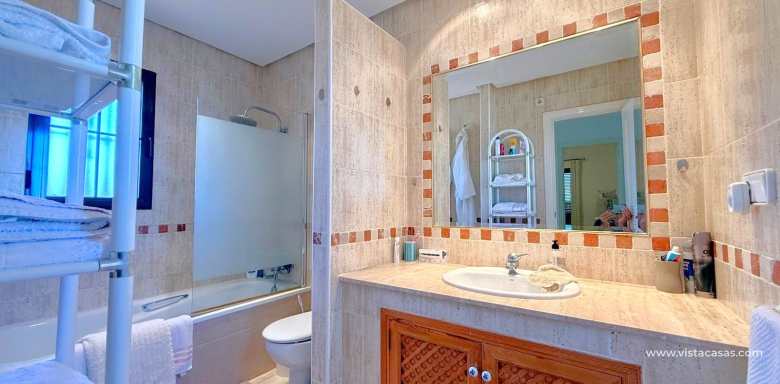 Sale - Villa - Villamartin