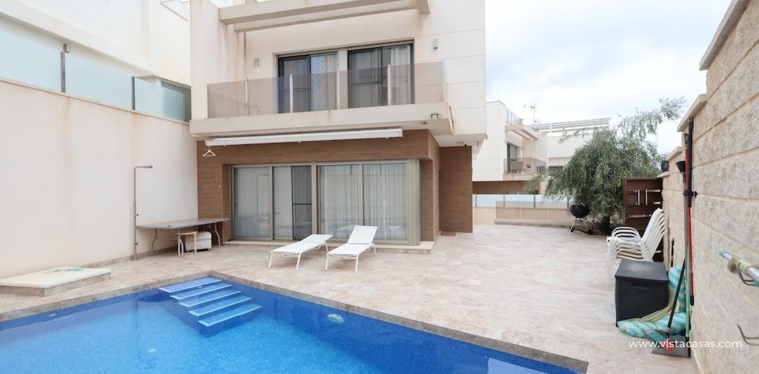 Sale - Villa - Villamartin