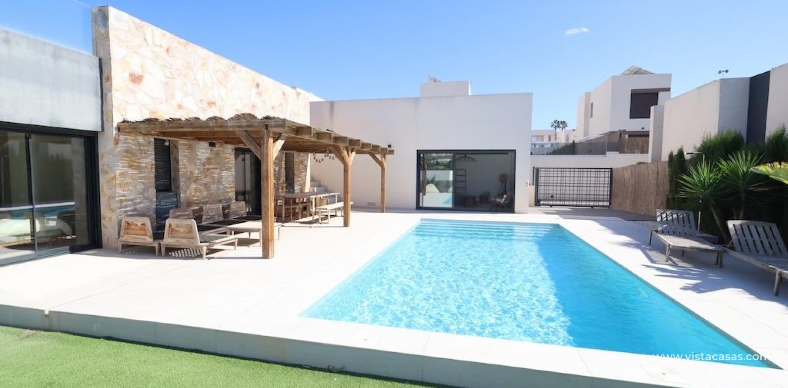 Sale - Villa - Algorfa - La Finca Golf Resort