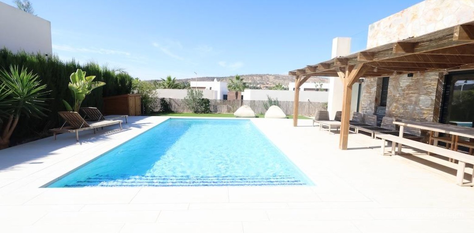 Sale - Villa - Algorfa - La Finca Golf Resort