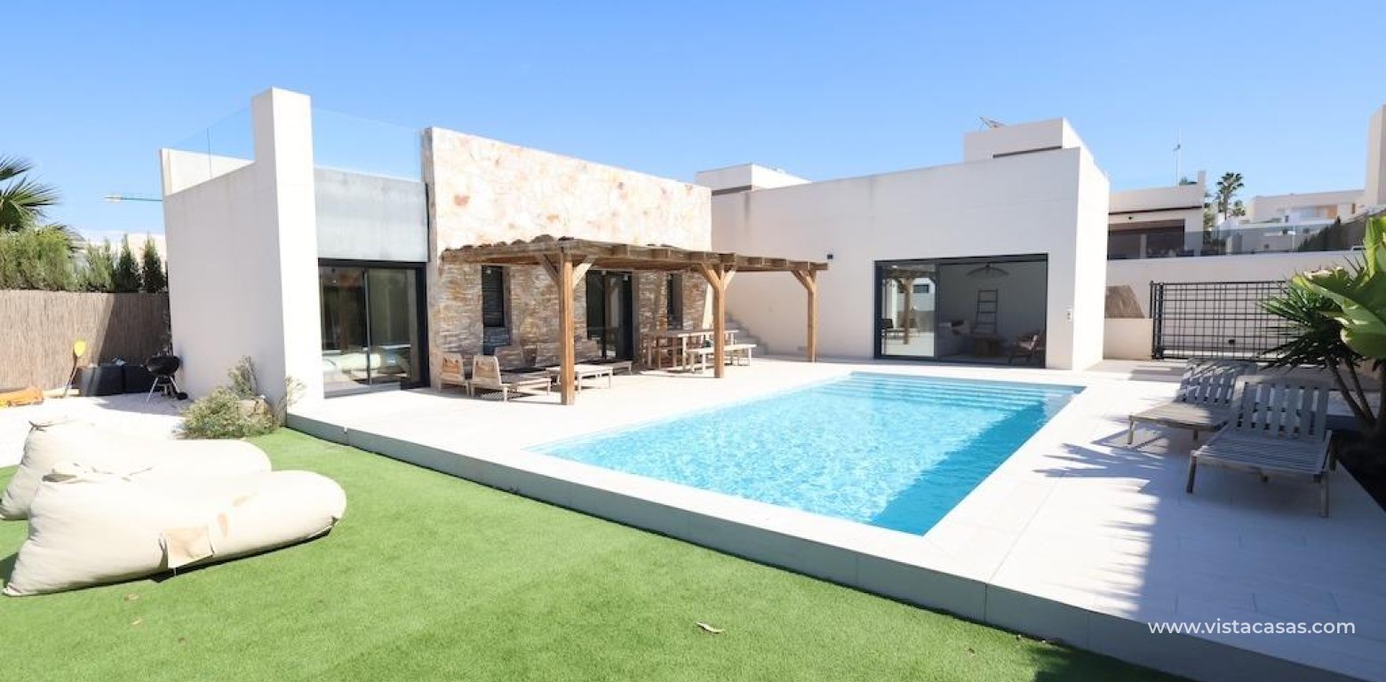 Sale - Villa - Algorfa - La Finca Golf Resort
