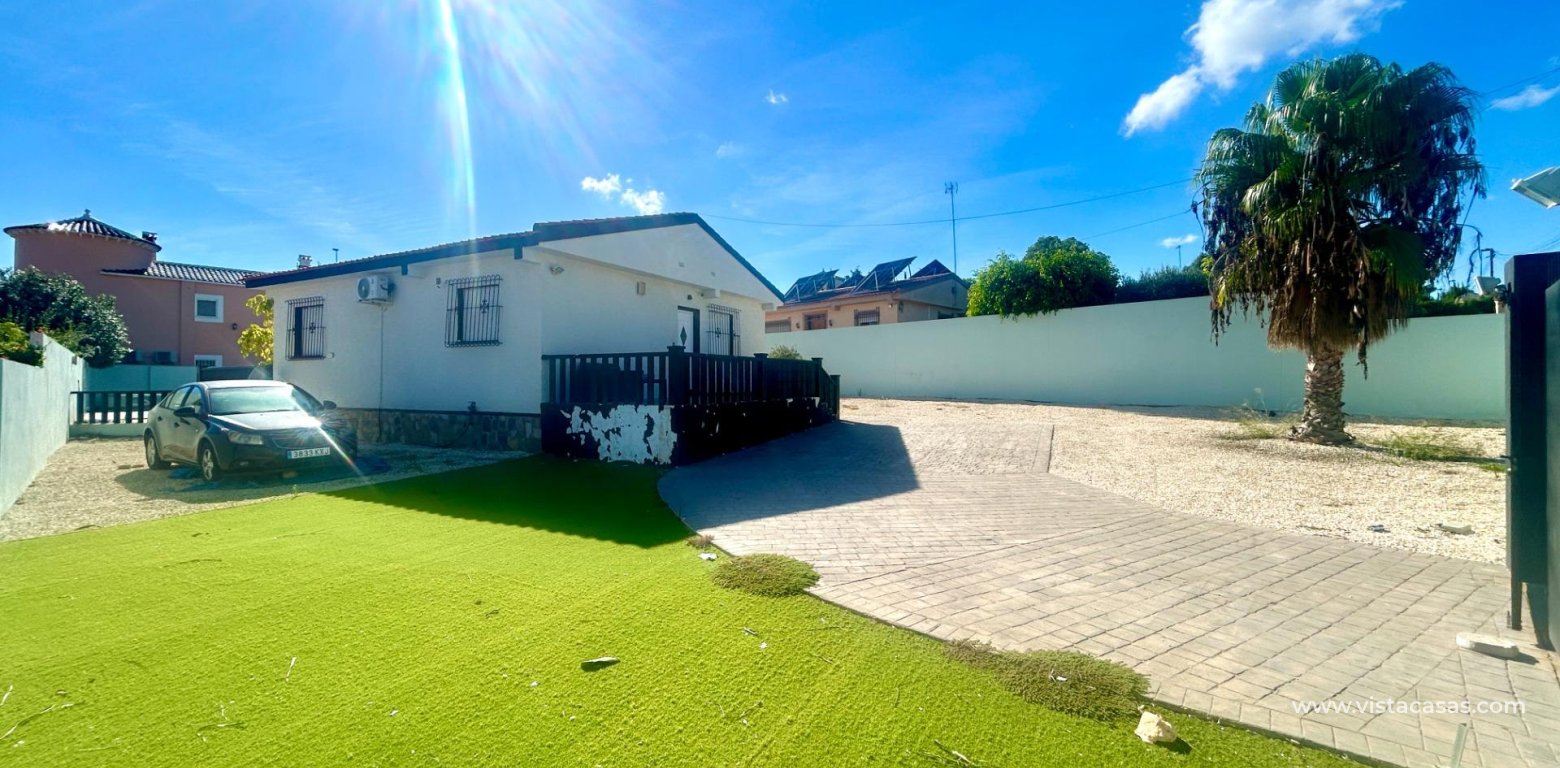 Sale - Villa - Pinar de Campoverde