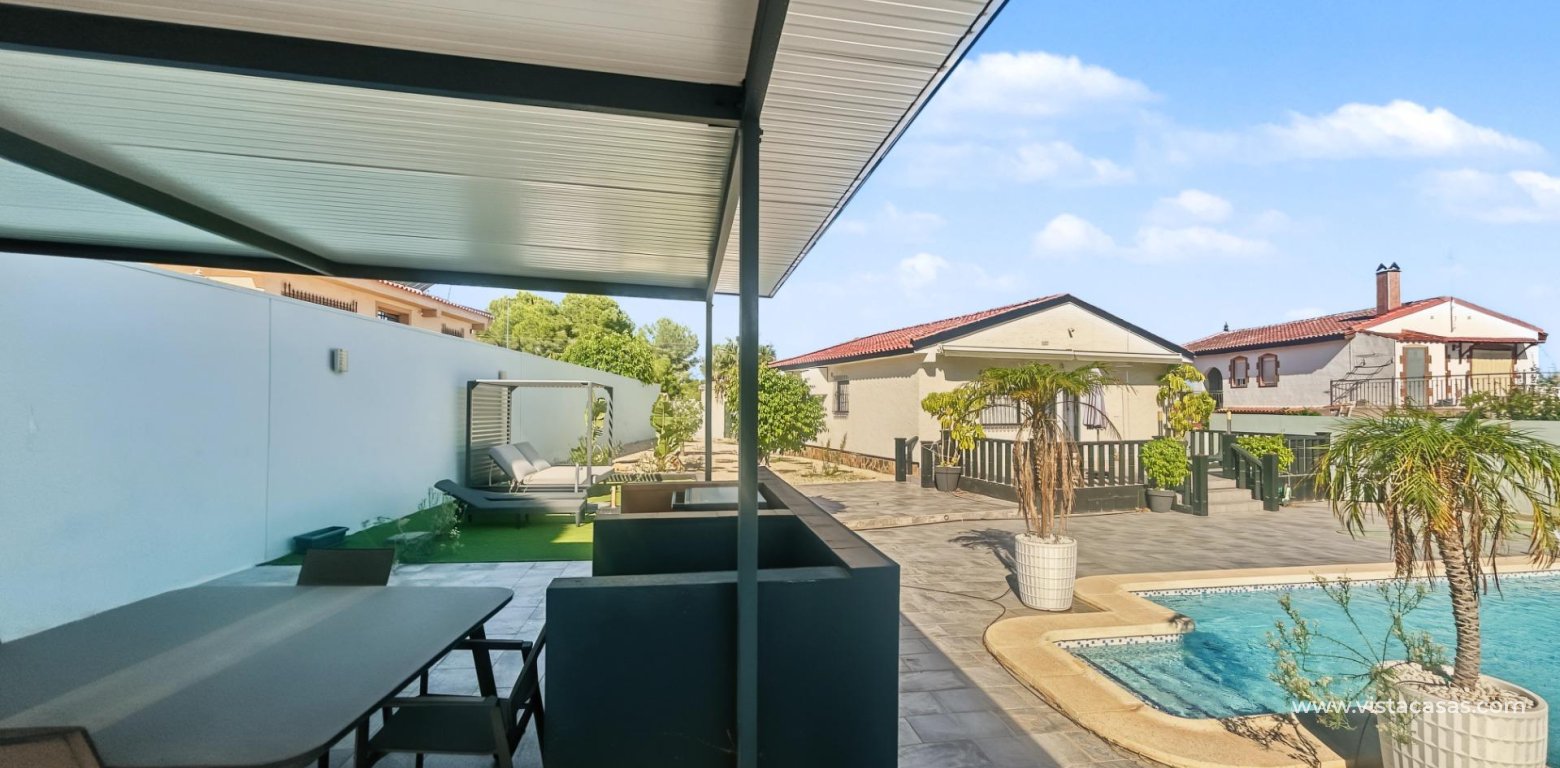 Sale - Villa - Pinar de Campoverde